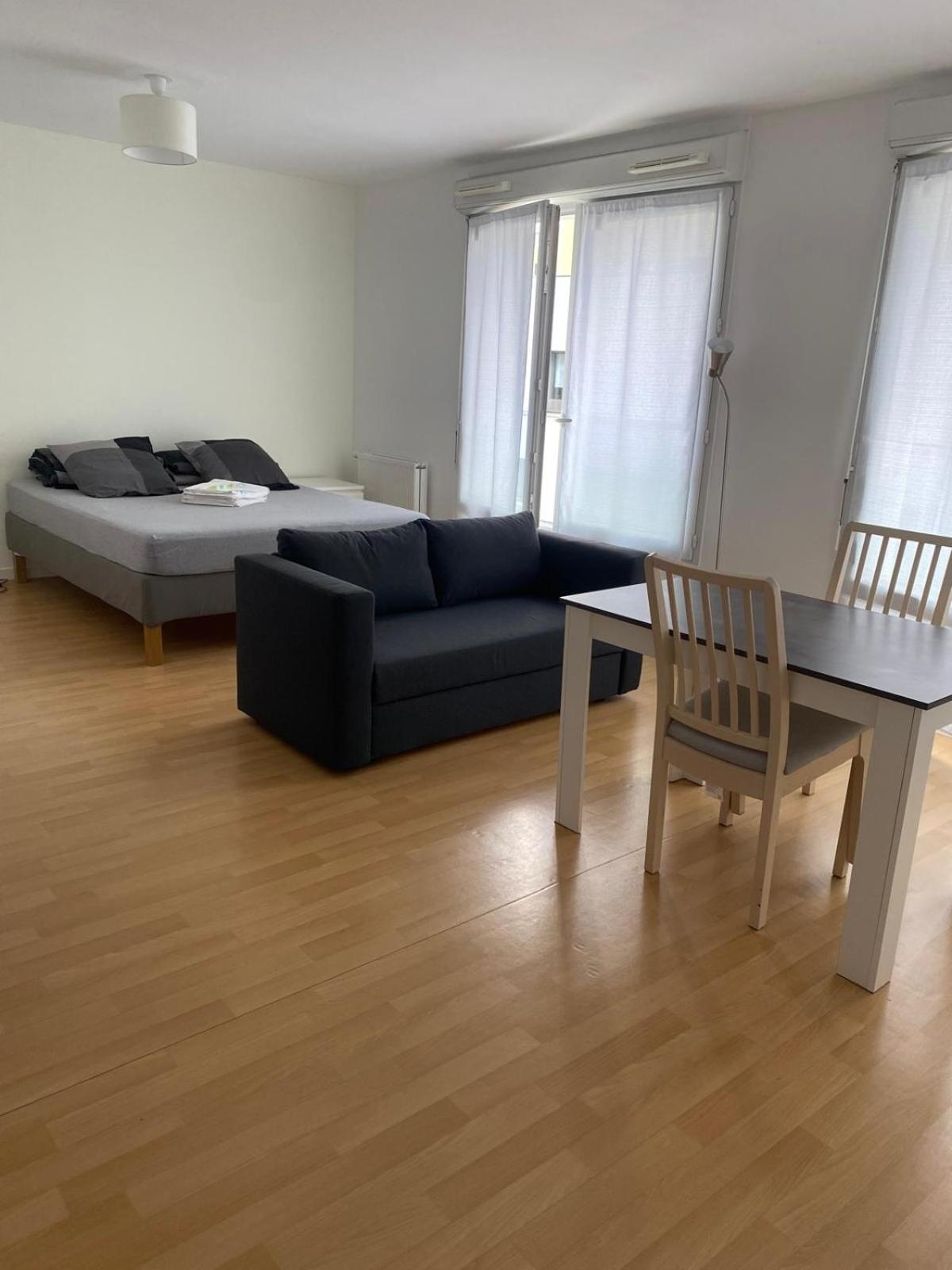 Grand Studio De 37M Carres - Rer Laplace Et Maison Des Examens A 5 Minutes A Pied Arcueil Luaran gambar